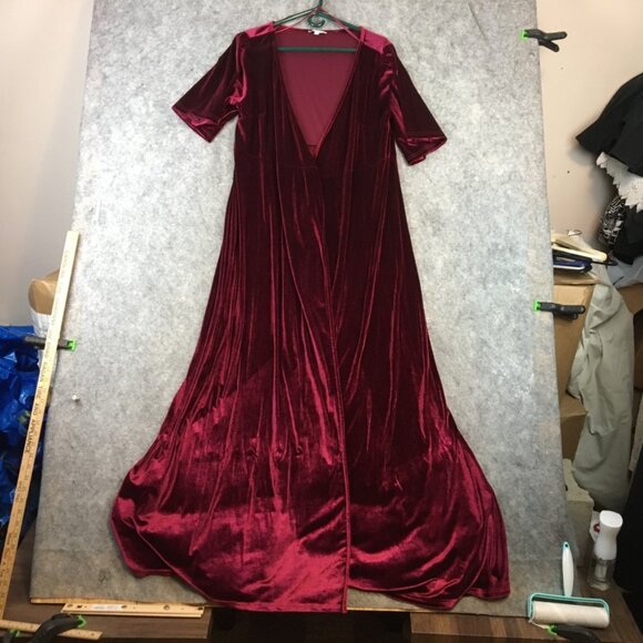 Baltic Born Dresses & Skirts - Baltic Born Dress 1XL Bridesmaid Semi Formal Wrap Short Sleeve Maxi Velvet Red